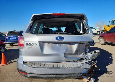 2018 Subaru Forester 2.5I Premium z USA, uszkodzony, nr VIN JF2SJAECXJH452346